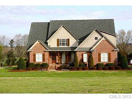 2820 Lathan Road sold home in Appaloosa Pointe, Monroe, NC