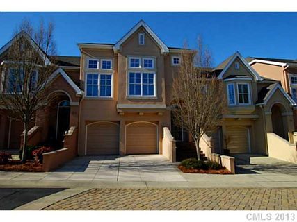 216 Wendover Heights Circle