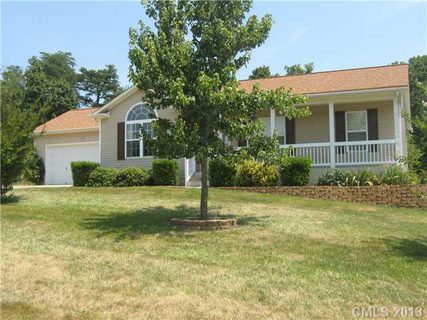 123 Whistling Pines Drive