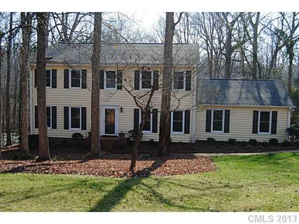 10501 Stonemede Lane sold home in Providence Ridge, Matthews, NC