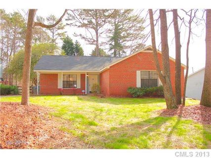 6421 Tivoli Court sold home in New Stonehaven, Charlotte, NC