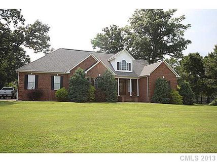 1321 Leland Court sold home in Campbell Crossing, York, SC