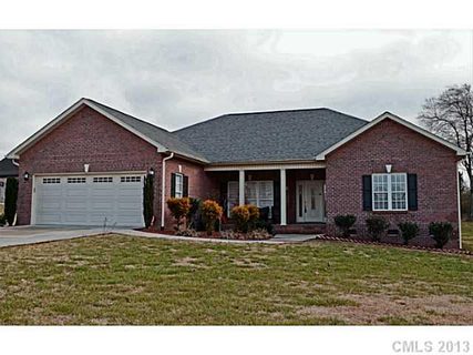 123 Winding Brook Way