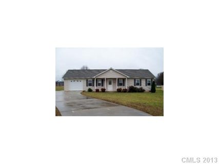 1561 Clear Creek Lane sold home in Sigmon Hollow, Newton, NC