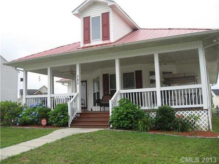 203 Wolf Creek Lane