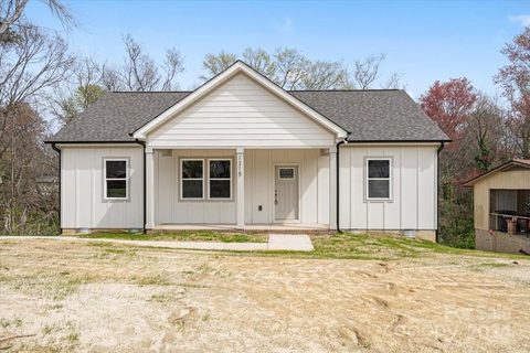 1215 Suncrest Avenue sold home in Rolling Hills, Statesville, NC