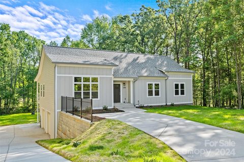 15408 August Lane sold home in Arlington Forest, Charlotte, NC