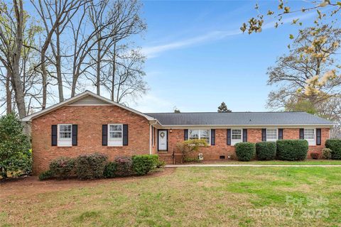 2005 Saratoga Drive sold home in Monticello Woods, Gastonia, NC