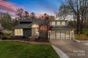 225 Coach Ridge Trail sold home in Matthews, SC