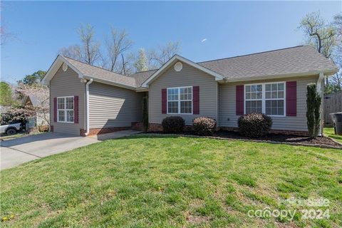 1006 Raywood Court sold home in Sierra Pointe, Matthews, NC