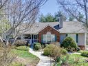 18 Old Applewood Lane sold home in Hendersonville, SC