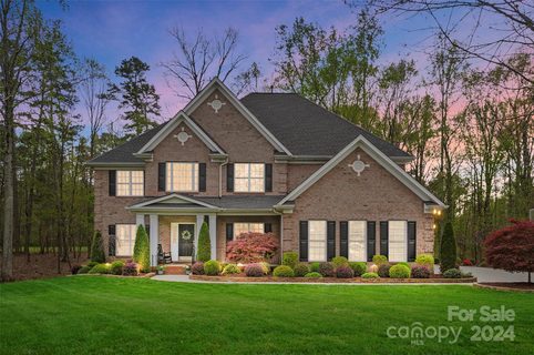 1034 Patricians Lane sold home in The Estates At Wesley Oaks, Wesley Chapel, NC
