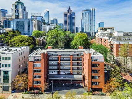 224 N Poplar Street 3 sold home in Churchill, Charlotte, NC