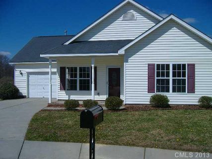 301 Dexter Place