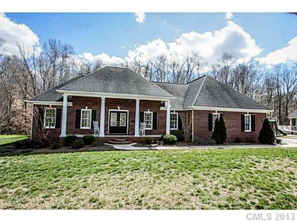 4013 Hanks Creek Lane