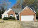 7004 Hemby Commons Parkway sold home in Indian Trail, SC