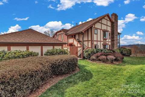 1604 Fleetwood Plaza sold home in Fleetwood Plaza, Laurel Park, NC