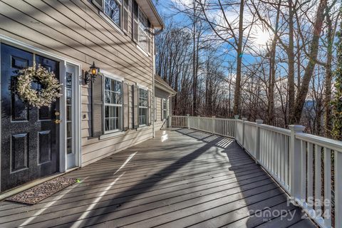 103 Red Oak Drive
