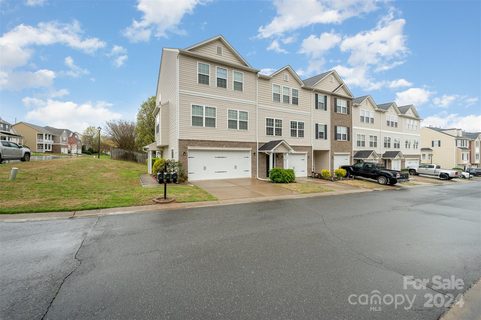 105 Langhorne Drive