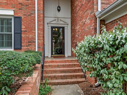 7304 Quail Meadow Lane