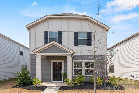 12433 Larue Lane