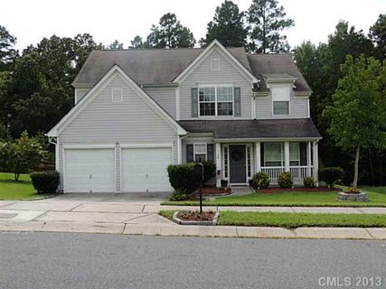 1136 Vine Cliff Lane