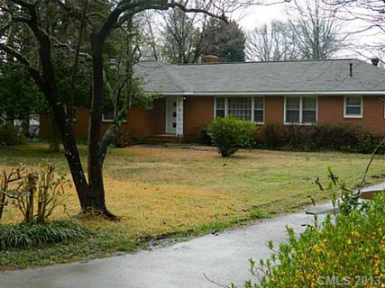 6608 Elmwood Circle