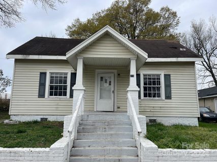 209 Pryor Street sold multi-family property in Highland Park, Gastonia, NC