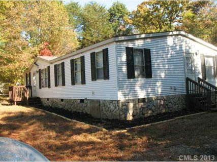 6675 Willies Way sold home in Grassy Creek Cove, Denver, NC