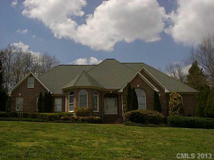 320 Cross Creek Drive