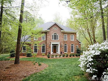 1832 Tanglebriar Court