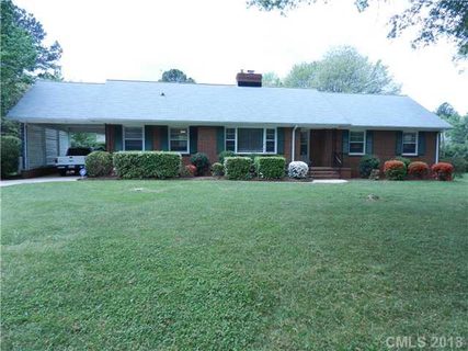 1814 Bentley Place sold home in Country Club, Charlotte, NC