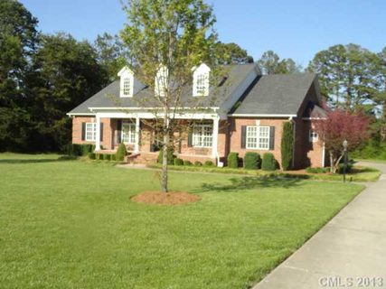 125 Robert Drive sold home in Larkin Sloan Estates, Statesville, NC