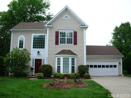 17111 Claret Court sold home in Bordeaux, Cornelius, NC