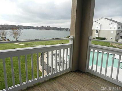 1332 Torrence Circle 23 sold home in Emerald Bay, Davidson, NC