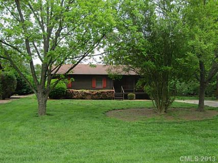 5162 Driftwood Drive sold home in Forest Pines, Davidson, NC