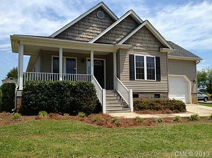 574 Harbor Road
