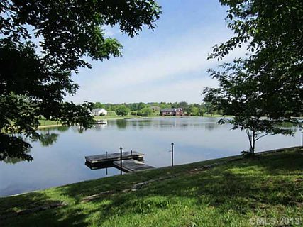 6024 Israel Drive sold home in Heinrich Russena Estates, Concord, NC
