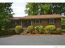 174 Shoreline Loop sold home in Mooresville, SC