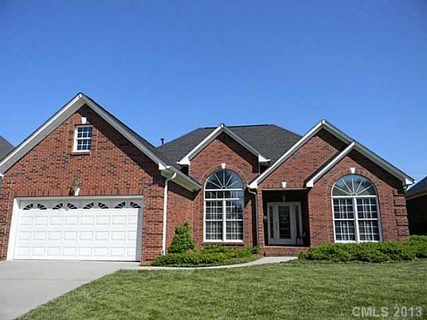 1615 Elkhart Circle
