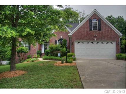 12201 Mallard Ridge Drive sold home in Mallard Creek Estates, Charlotte, NC