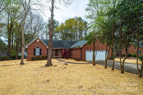 6780 Hawks Nest Lane sold home in Lowesville, Stanley, NC