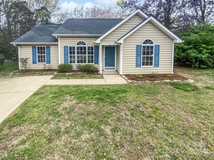 1502 Maple Sugar Place sold home in Starmount Forest, Charlotte, NC