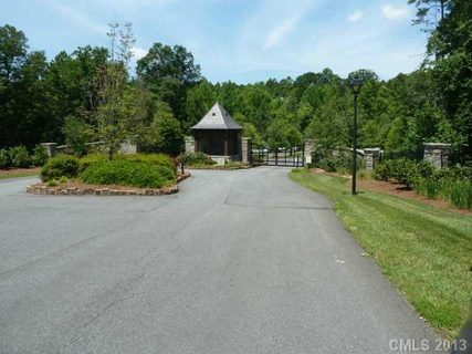 10200 Enclave Circle sold lot in The Enclave, Concord, NC