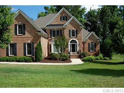 405 Conaway Court 14 sold home in The Glen At Wesley Oaks, Waxhaw, NC