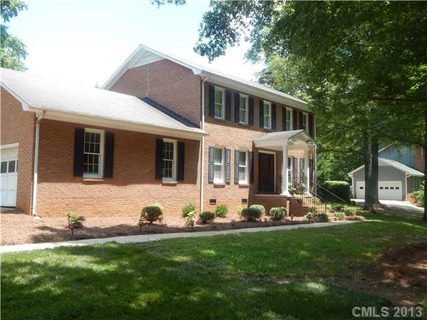 136 Steeplechase Circle