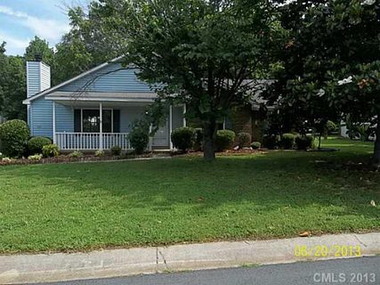 8501 Quarry Road sold home in Stoneridge, Charlotte, NC