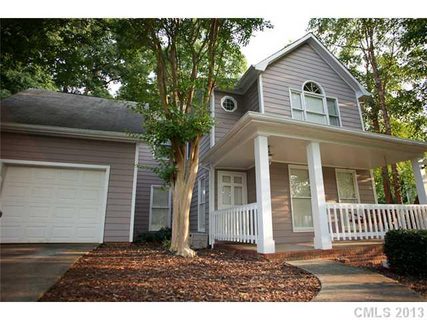 8104 Maxwelton Drive sold home in Norman Shores, Huntersville, NC