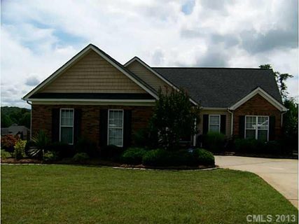 5308 Oak Tree Drive sold home in Wild Wing, Gastonia, NC