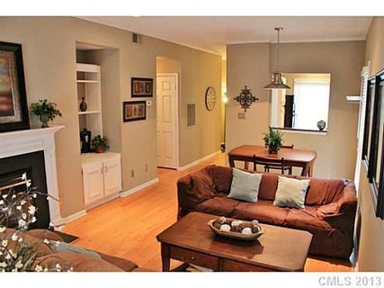 301 Queens Road -#301